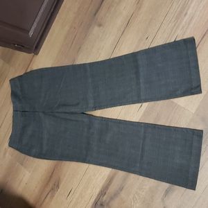 👖LOFT GRAY AND BLACK PLAID DRESS PANTS